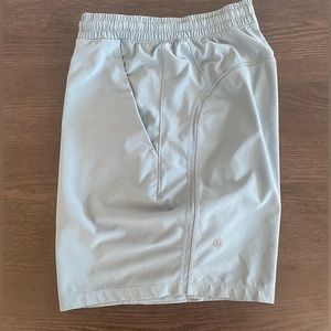 Lululemon 7” Pacebreaker Short Lined
